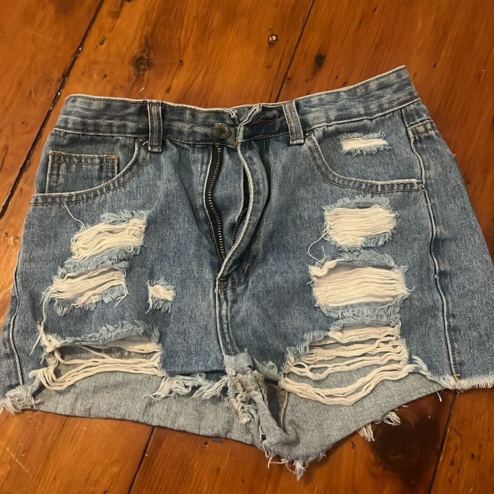 Amazon ripped jeans shorts
